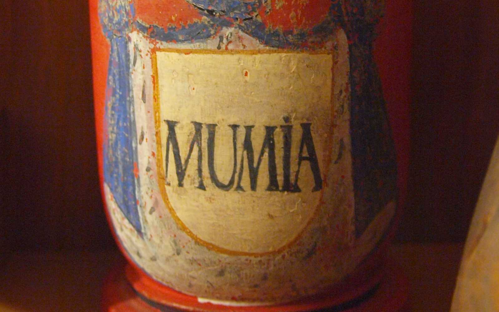 Jar of mummia
